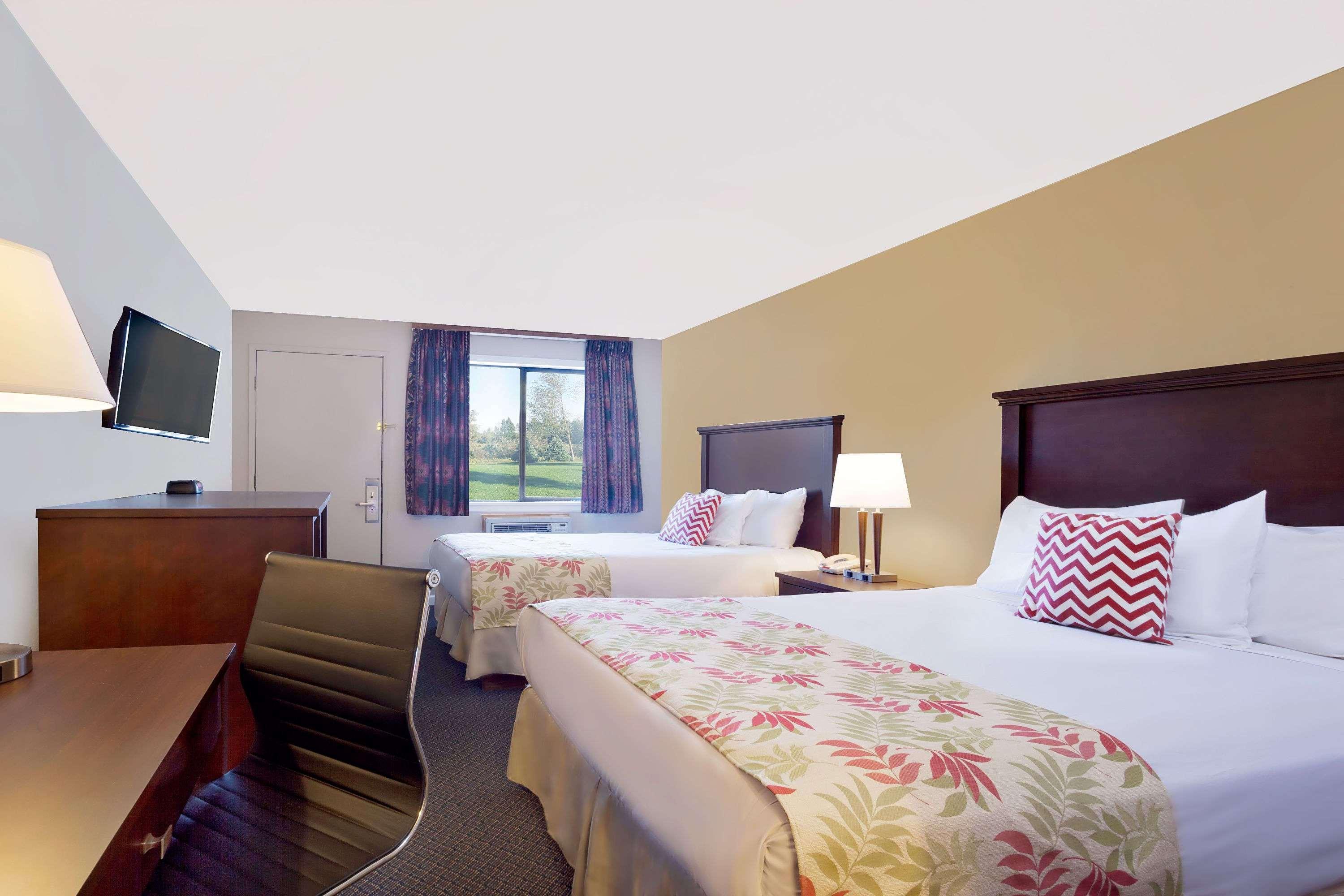 Days Inn By Wyndham Lakewood South Tacoma Buitenkant foto