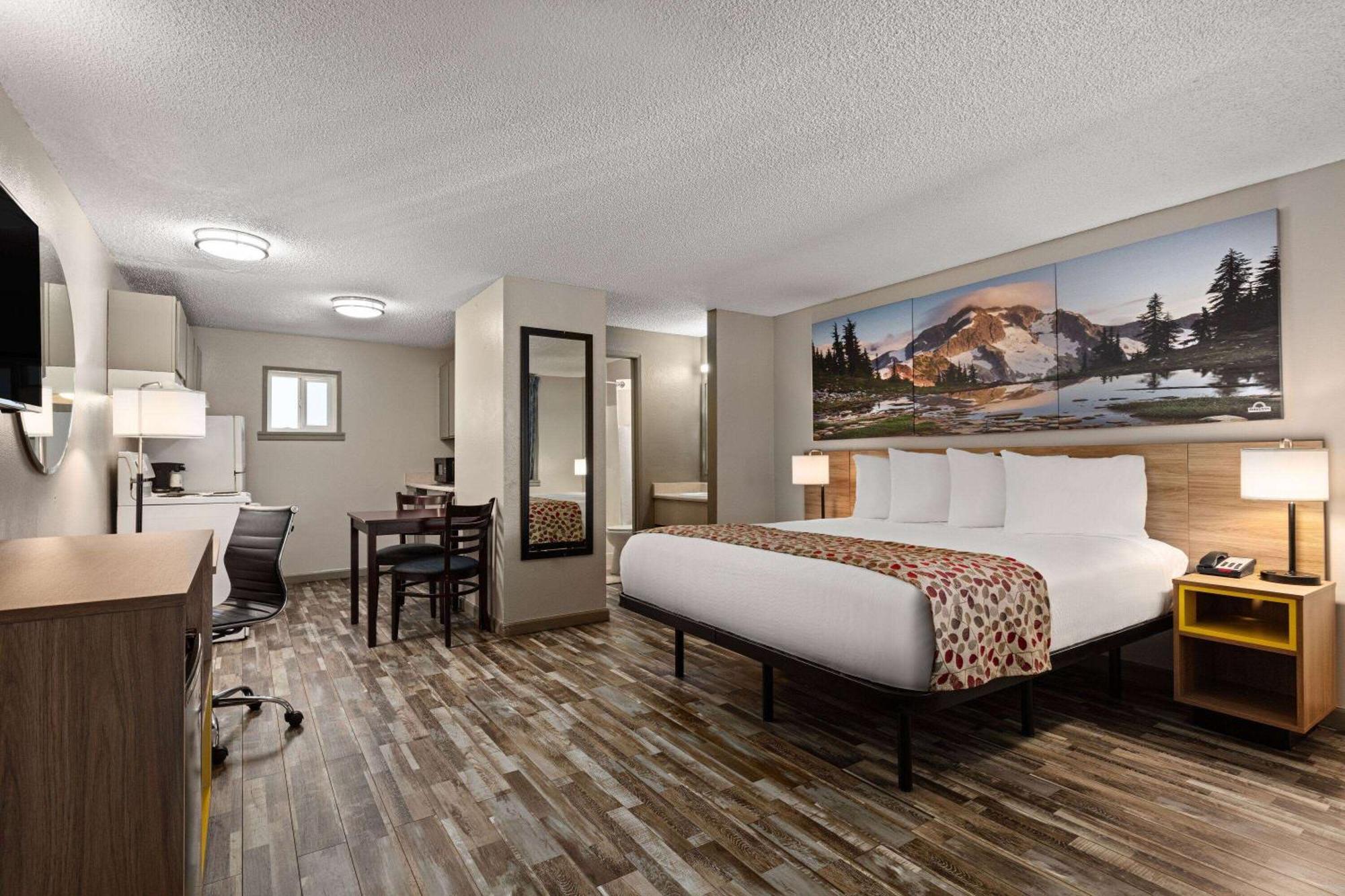 Days Inn By Wyndham Lakewood South Tacoma Buitenkant foto